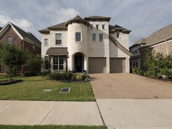 315  Chandan Way 