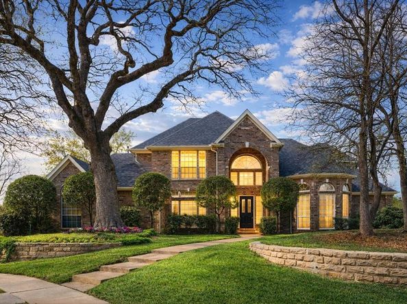 306  Waterford Court , Southlake Texas 76092