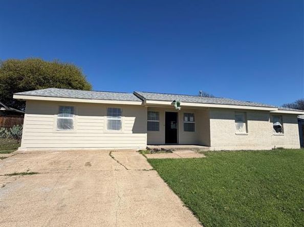 753  Kirnwood Drive , Dallas Texas 75232