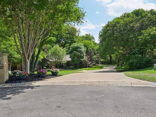 7437  Lochwood Court , Fort Worth Texas 76179