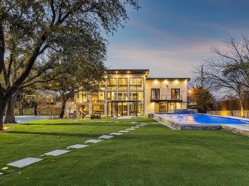 6766  Northaven Road 