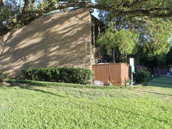 2702  Douglas Avenue 