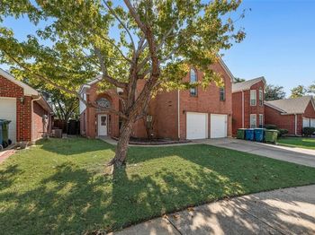 2437  Creekhaven Drive 