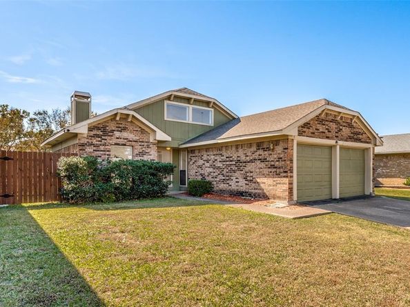 2002  Verlaine Drive , Carrollton Texas 75007