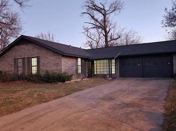 1620 W Northgate Drive 