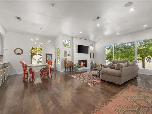 6121  Sharon Road , Fort Worth Texas 76116