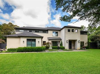 3817  Meadowdale Lane 