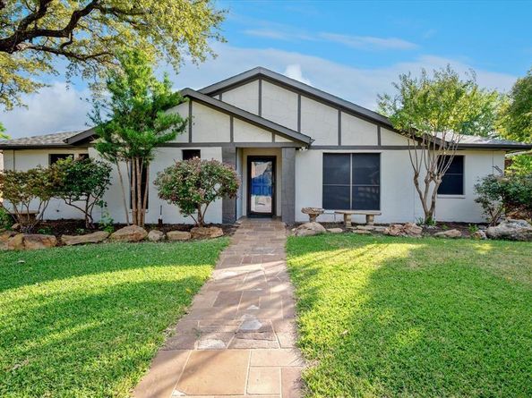 1916  Middle Glen Drive , Carrollton Texas 75007