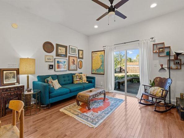 425 S Brighton Avenue , Dallas Texas 75208