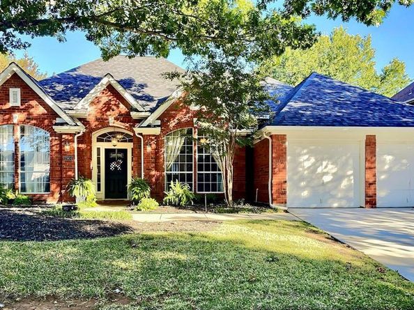 2904  Branch Hollow Circle , Flower Mound Texas 75028