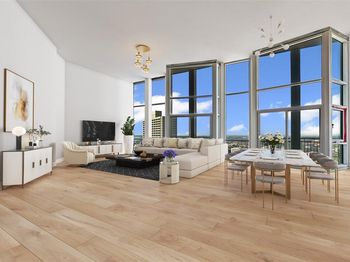 500  Throckmorton Street 