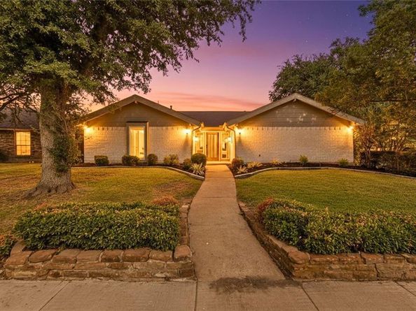 6005  Berry Trail Court , Dallas Texas 75248