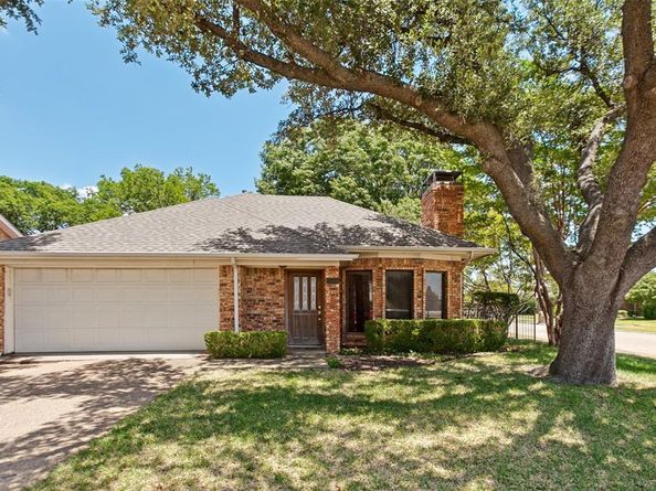 2901  Big Oaks Drive , Garland Texas 75044