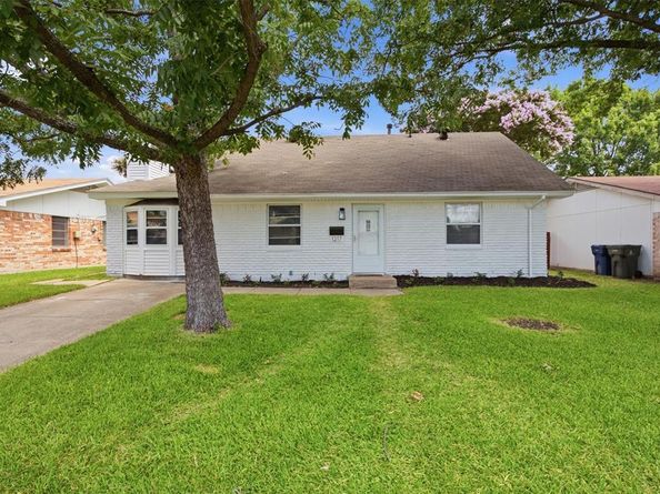 1217  Rosewood Hills Drive , Garland Texas 75040