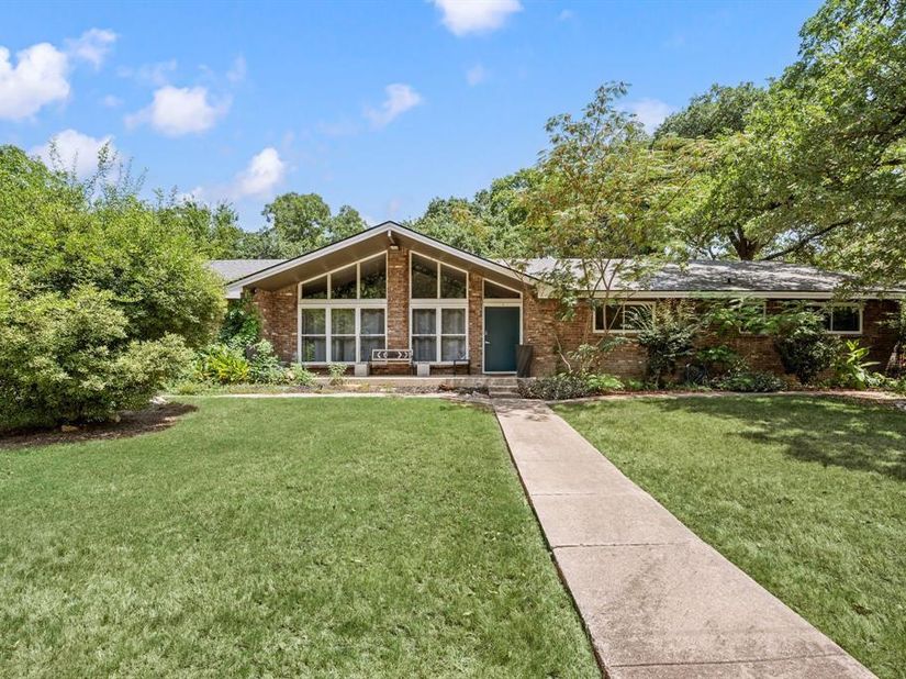 4104  Linkwood Drive , Euless Texas 76040
