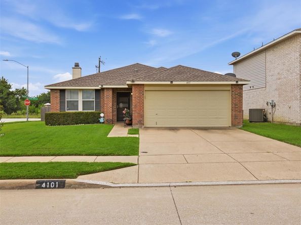 4101  German Pointer Way , Fort Worth Texas 76123