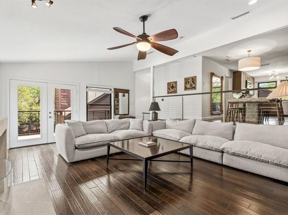 6124  Summer Creek Circle , Dallas Texas 75231