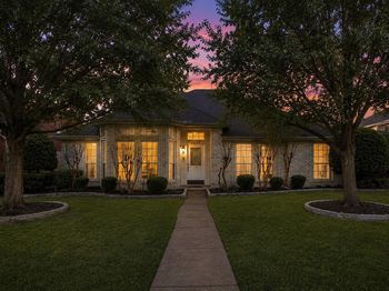 1517  Palisades Drive 