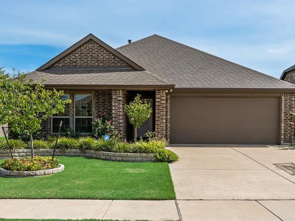 556  Declaration Way , Fate Texas 75189