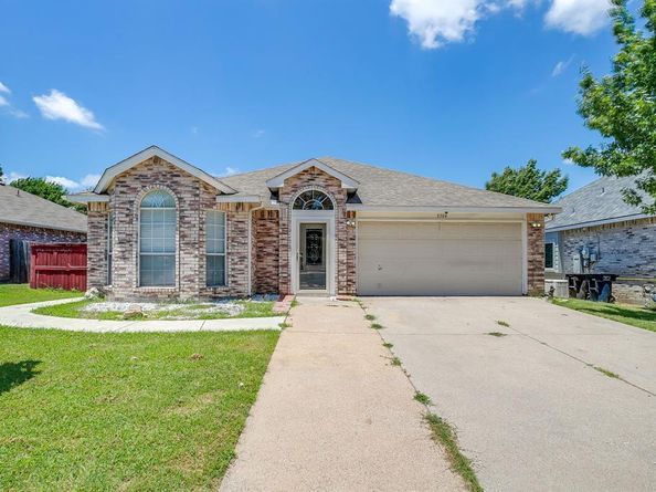 8304  Clearbrook Drive , Fort Worth Texas 76123