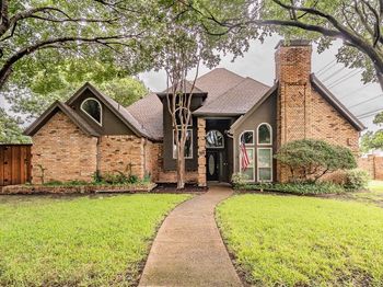 2002  Diamond Oaks Drive 