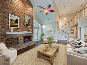 2002  Diamond Oaks Drive 