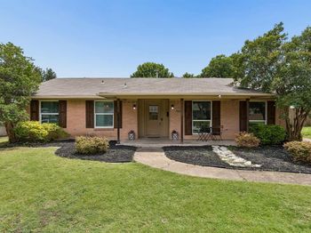 1239  Evergreen Drive 