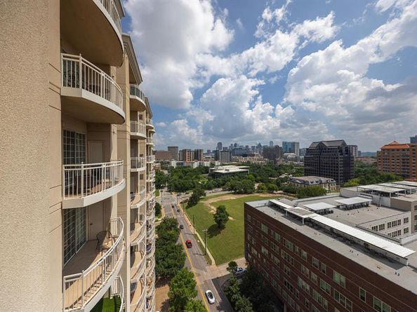 3225  Turtle Creek Boulevard  1422, Dallas Texas 75219