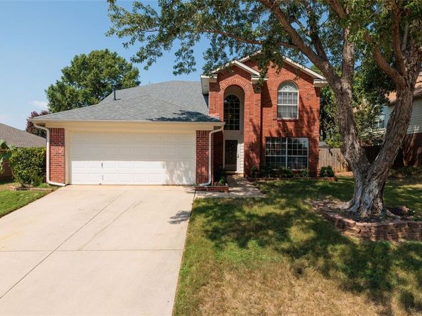 747  Cedar Leaf Circle , Lake Dallas Texas 75065