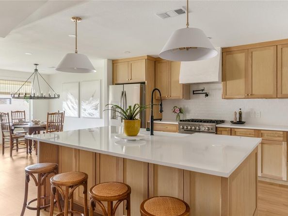 7322  Hunnicut Road , Dallas Texas 75227