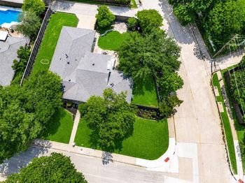 6810  Town Bluff Drive 