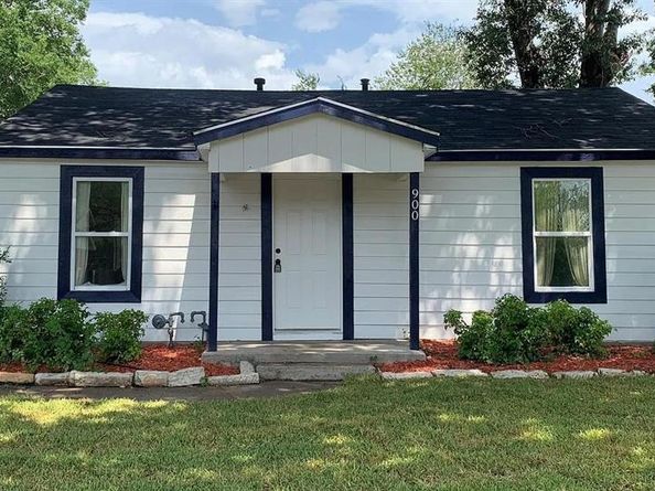 900  Carver Street , Mesquite Texas 75149