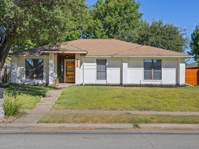2417  Idlewood Drive , Garland Texas 75040