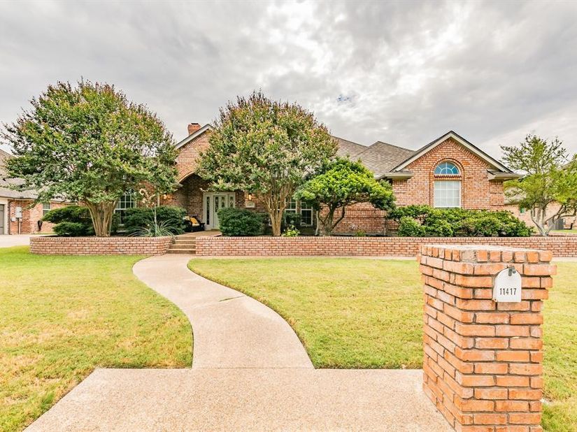 11417  Northpointe Court , Fort Worth Texas 76008