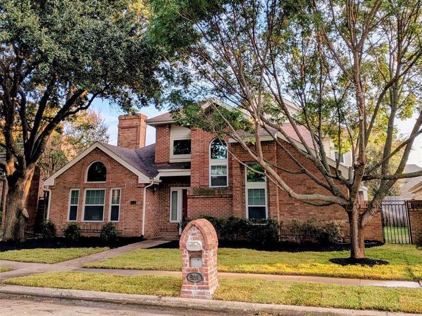 924  McCoy Drive , Irving Texas 75062