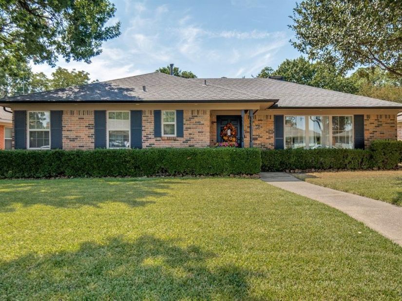 10408  Vistadale Drive , Dallas Texas 75238