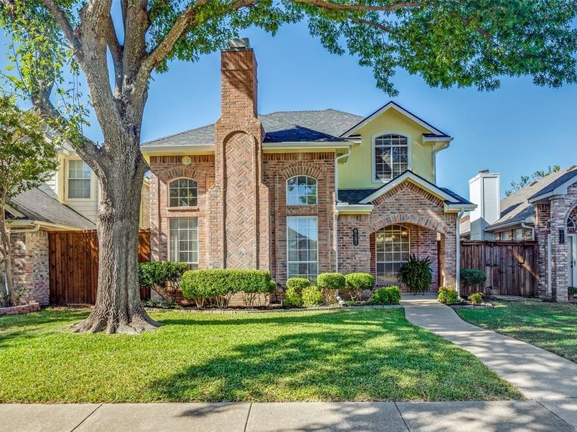6522  White Oak Drive , Rowlett Texas 75089