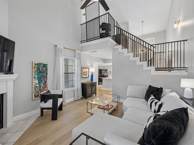 5335  Bent Tree Forest Drive  117, Dallas Texas 75248