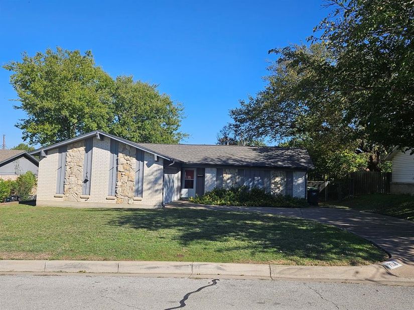 7816  Davenport Avenue , Fort Worth Texas 76116