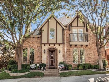 2608  Sir Wade Way 