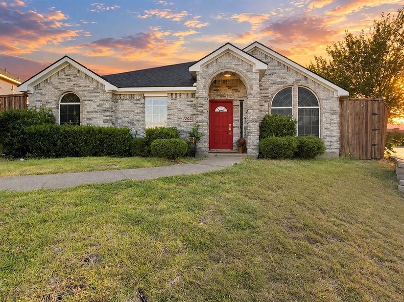 1302  Ryan Drive , Mesquite Texas 75149
