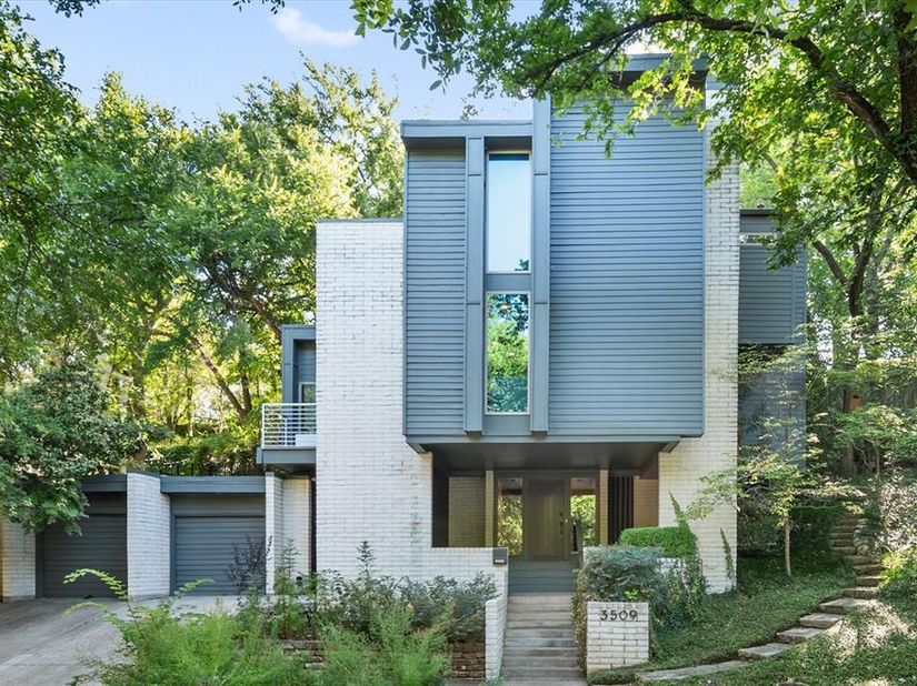 3509  Bellaire Park Court , Fort Worth Texas 76109