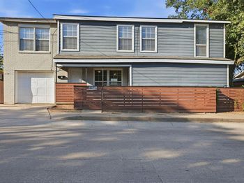 403 E Standifer Street 