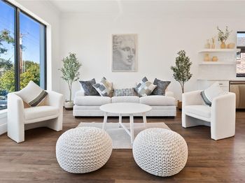 5014  Mission Avenue 