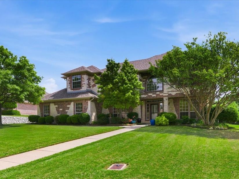 7517  Eagle Ridge Circle , Fort Worth Texas 76179