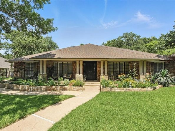 4915  Cross Creek Court , Arlington Texas 76017