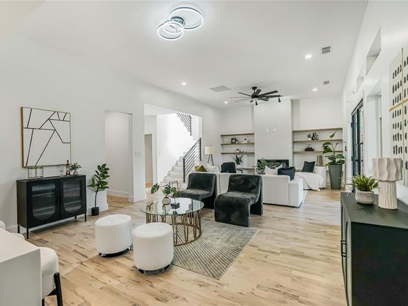 3631  Espanola Drive , Dallas Texas 75220