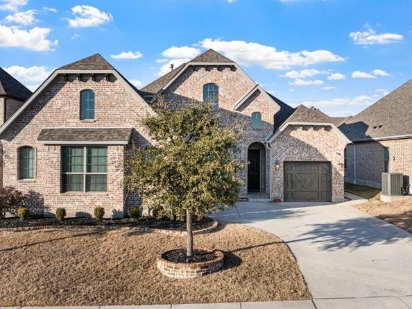 1002  Hunters Creek Drive , Rockwall Texas 75087
