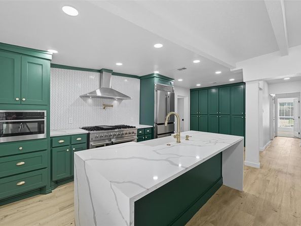 2405  Anzio Drive , Dallas Texas 75224