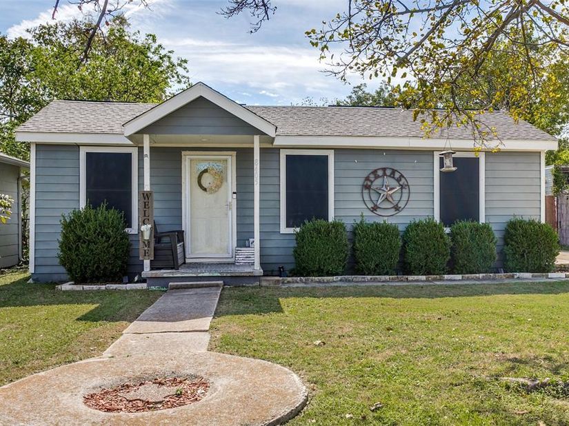 8405  Hanon Drive , White Settlement Texas 76108